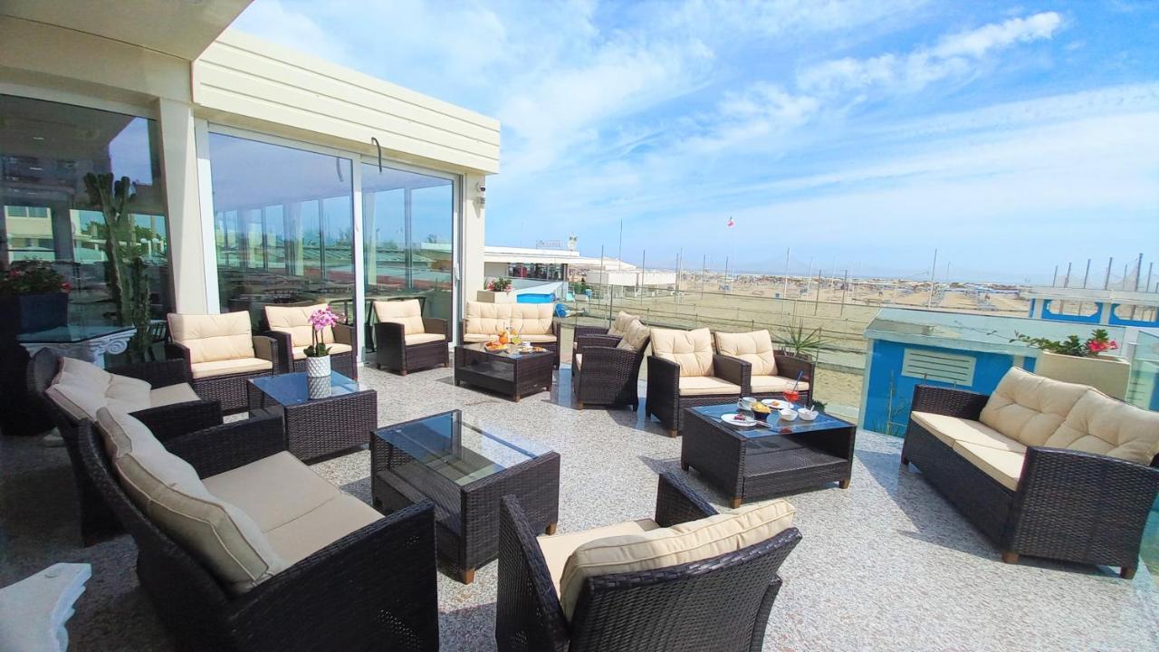 Hotel Caesar Paladium ริมินี ภายนอก รูปภาพ